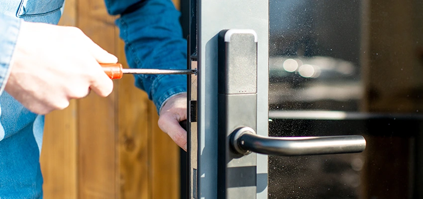 Aluminium Door Lock Replacement in Covina, California
