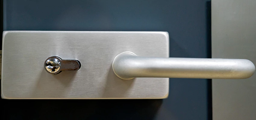 Change Patio Door Locks in Covina, California